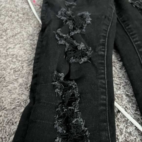 american eagle black skinny jeans! - Picture 3 of 3